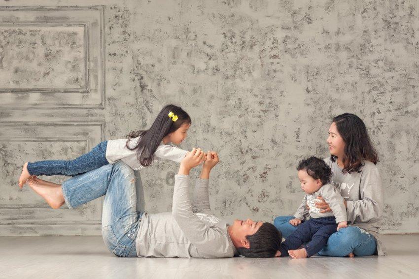 娱乐圈又一对模范夫妻，官宣离婚，孙怡董子健离婚的原因是什么？游戏画面