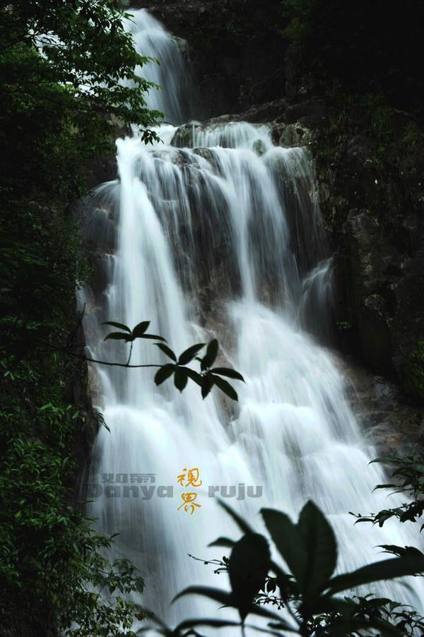 消除彩色点